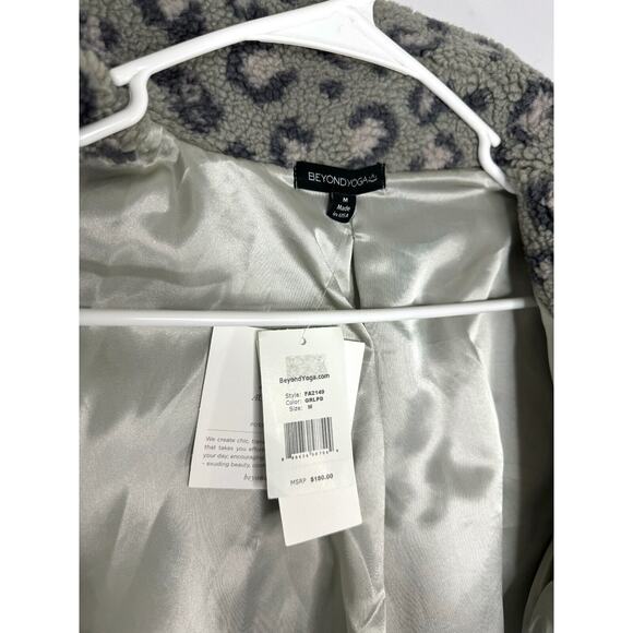 NWT Beyond Yoga Jacket Womens Gray Cheetah print Sherpa Zip Up Collared size M - Picture 4 of 6